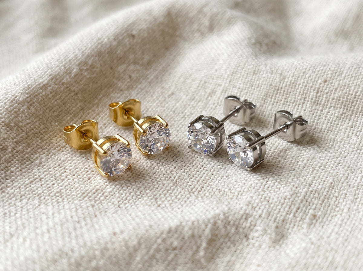 Titanium Prong Set Moissanite Stud Earrings 2 CT (Pair)