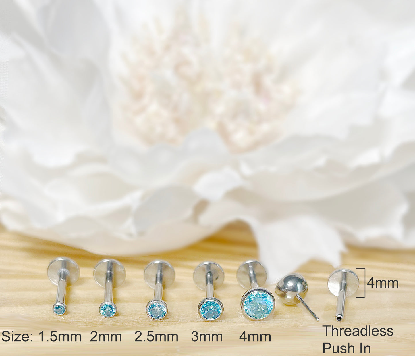 ✨ Titanium Bezel-Setting Round CZ Top Threadless Labret