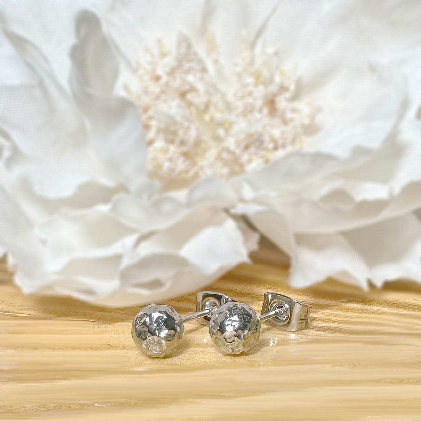 ✨ Surgical Steel Hammered Ball Stud Earring