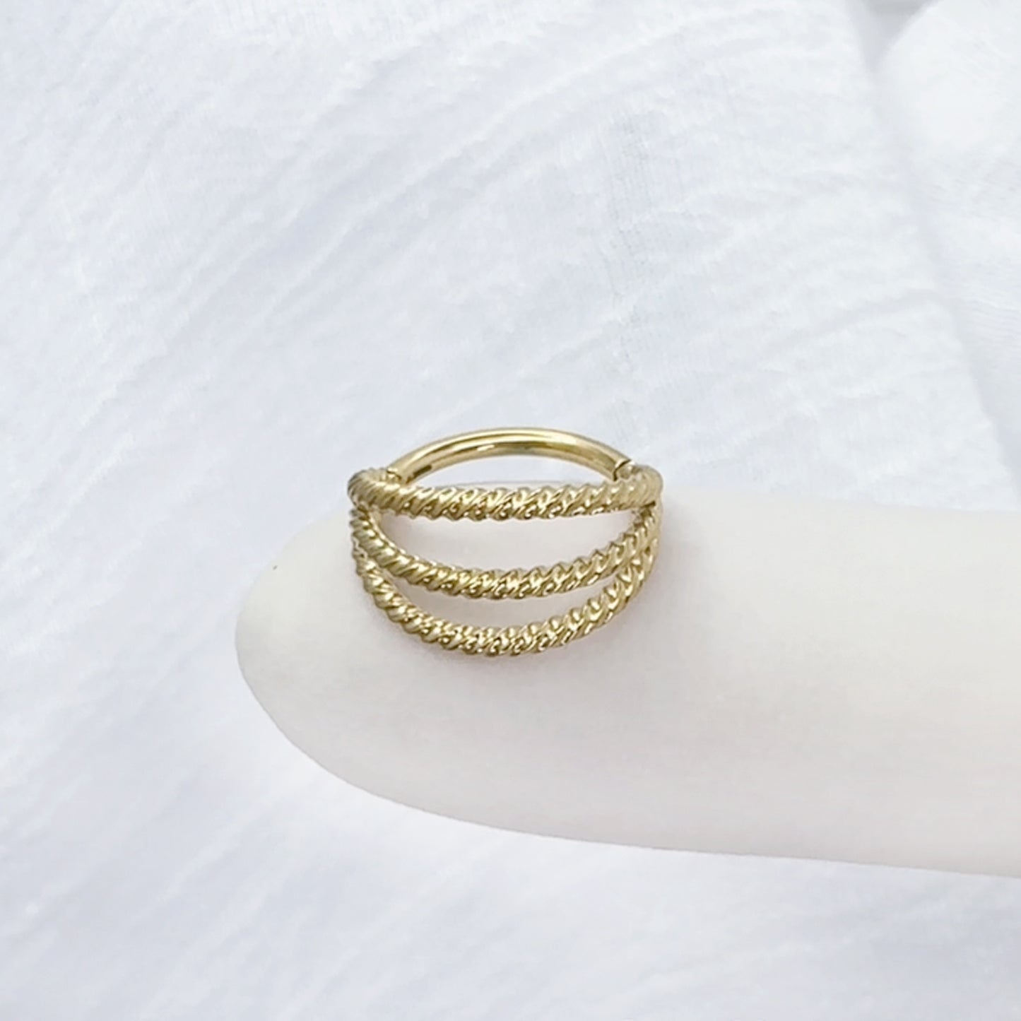 ✨ 16G Triple Braided Hinged Hoop