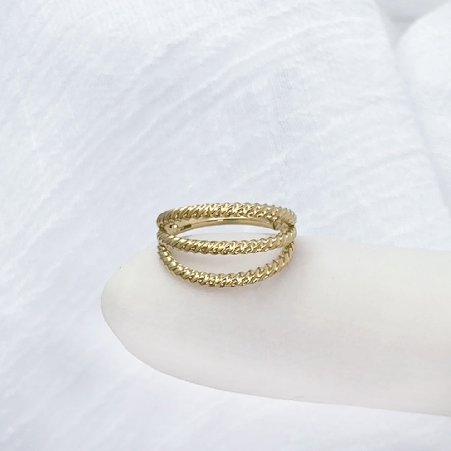 ✨ 16G Triple Braided Hinged Hoop