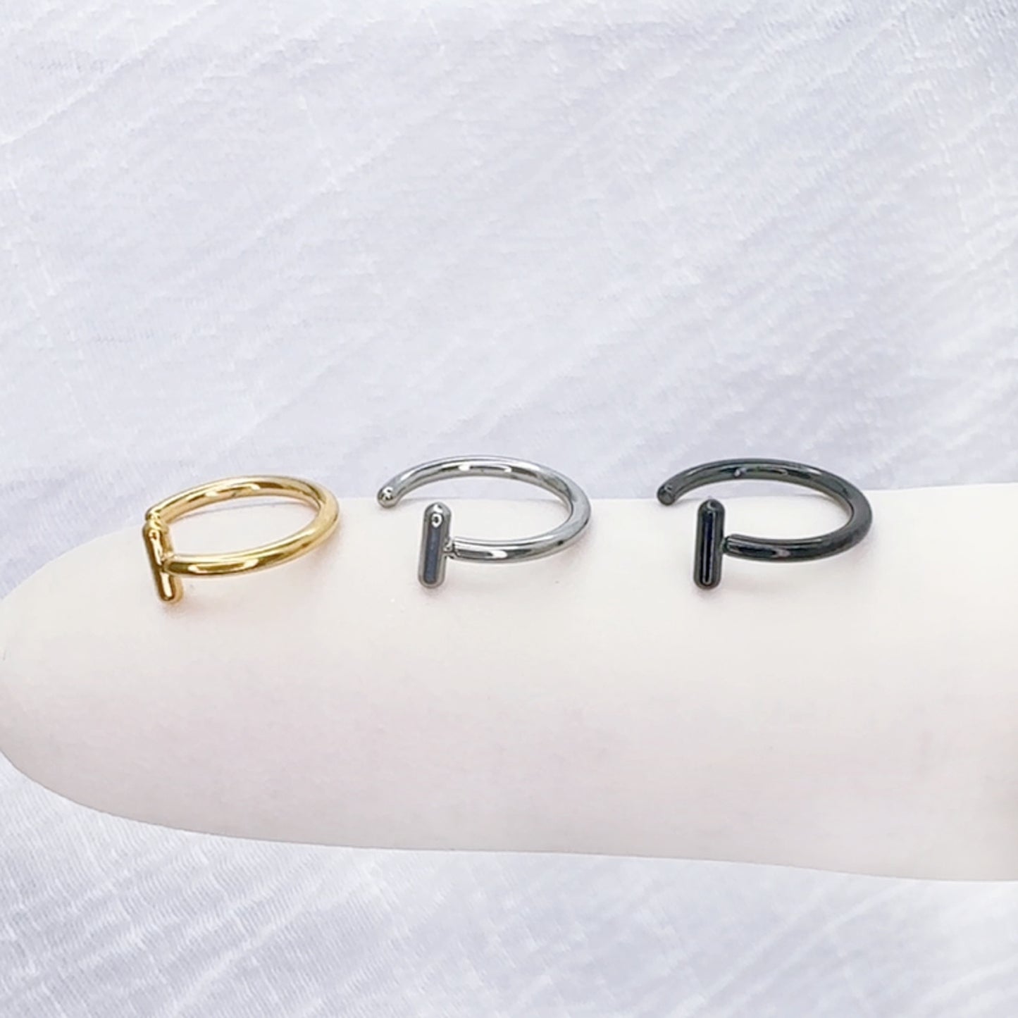 ✨ Titanium Nose Hoop Ring with Bar Stopper