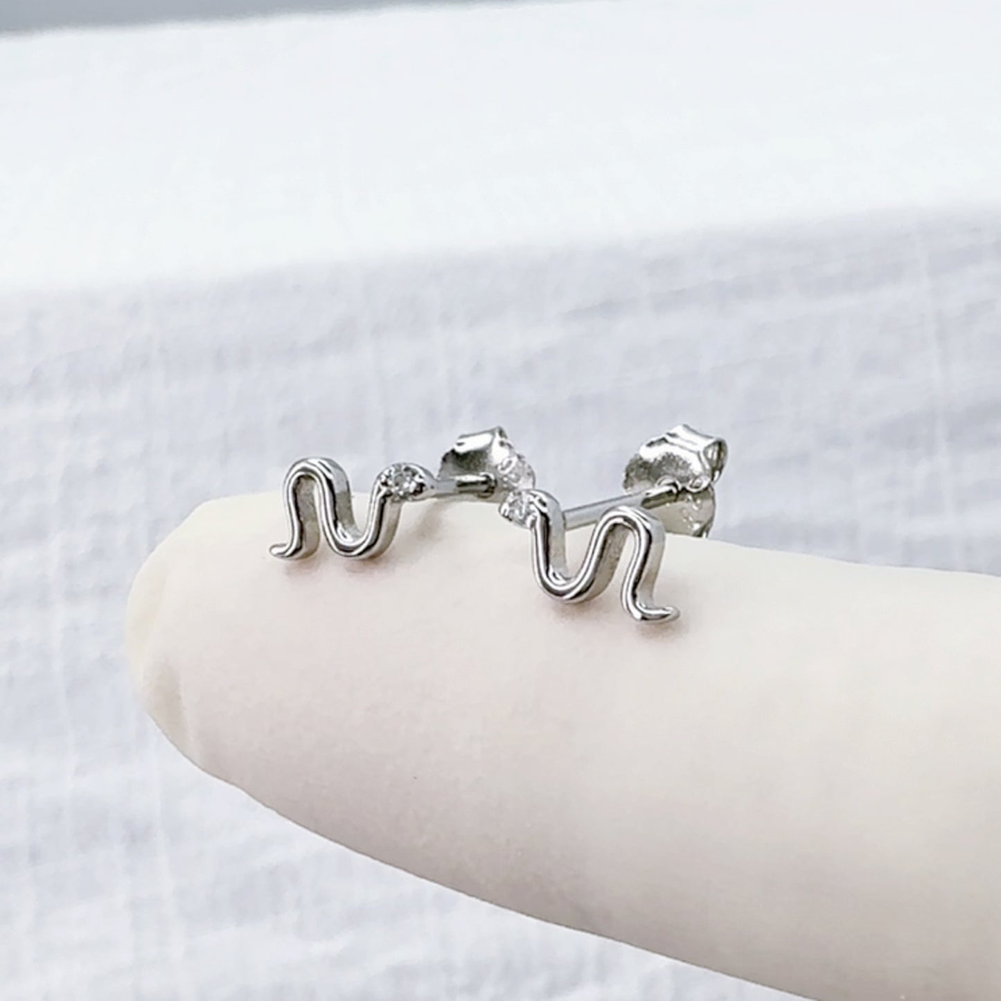 ✨ 925 Silver CZ Snake Stud Earrings