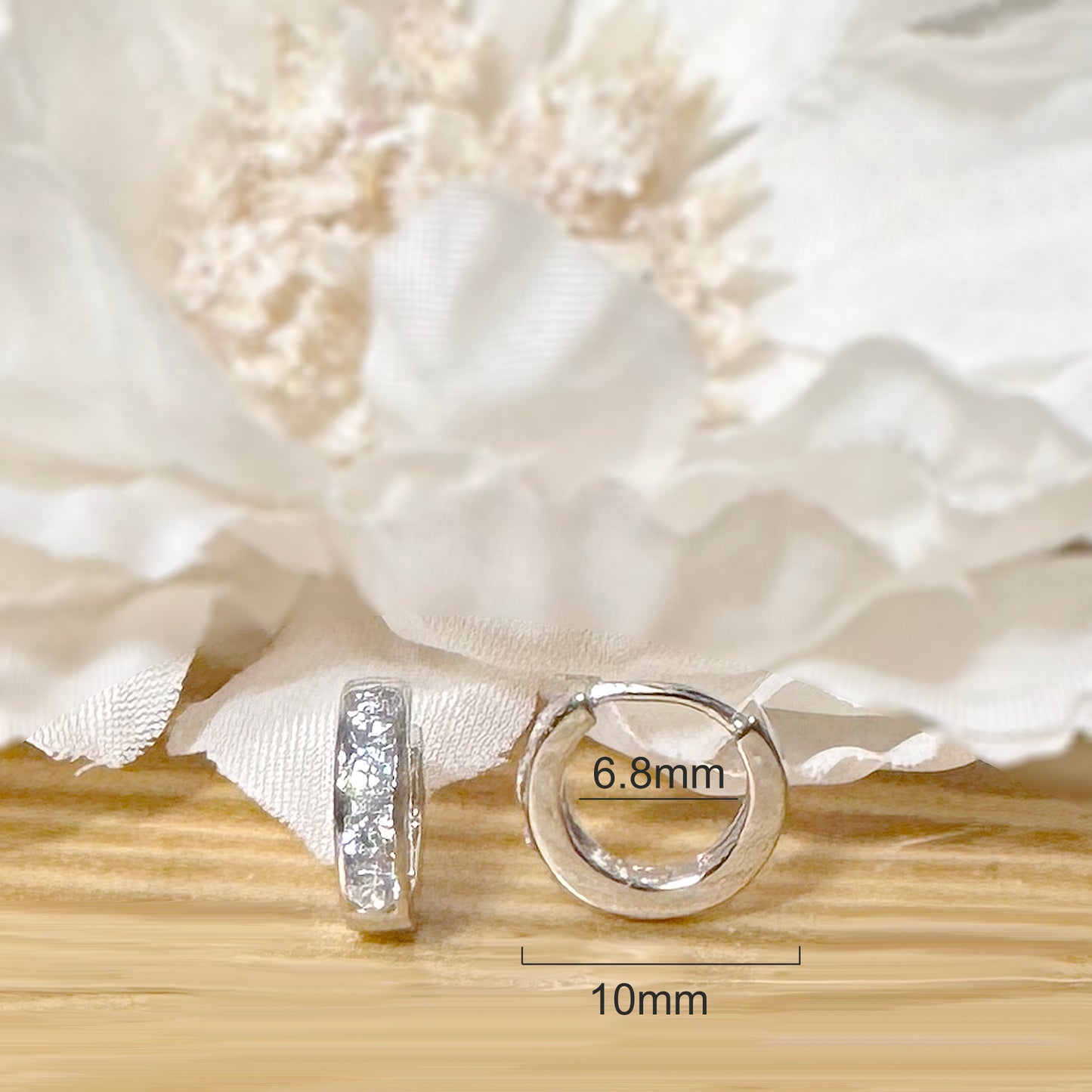 ✨ 925 Silver CZ Huggie Hoop Earrings