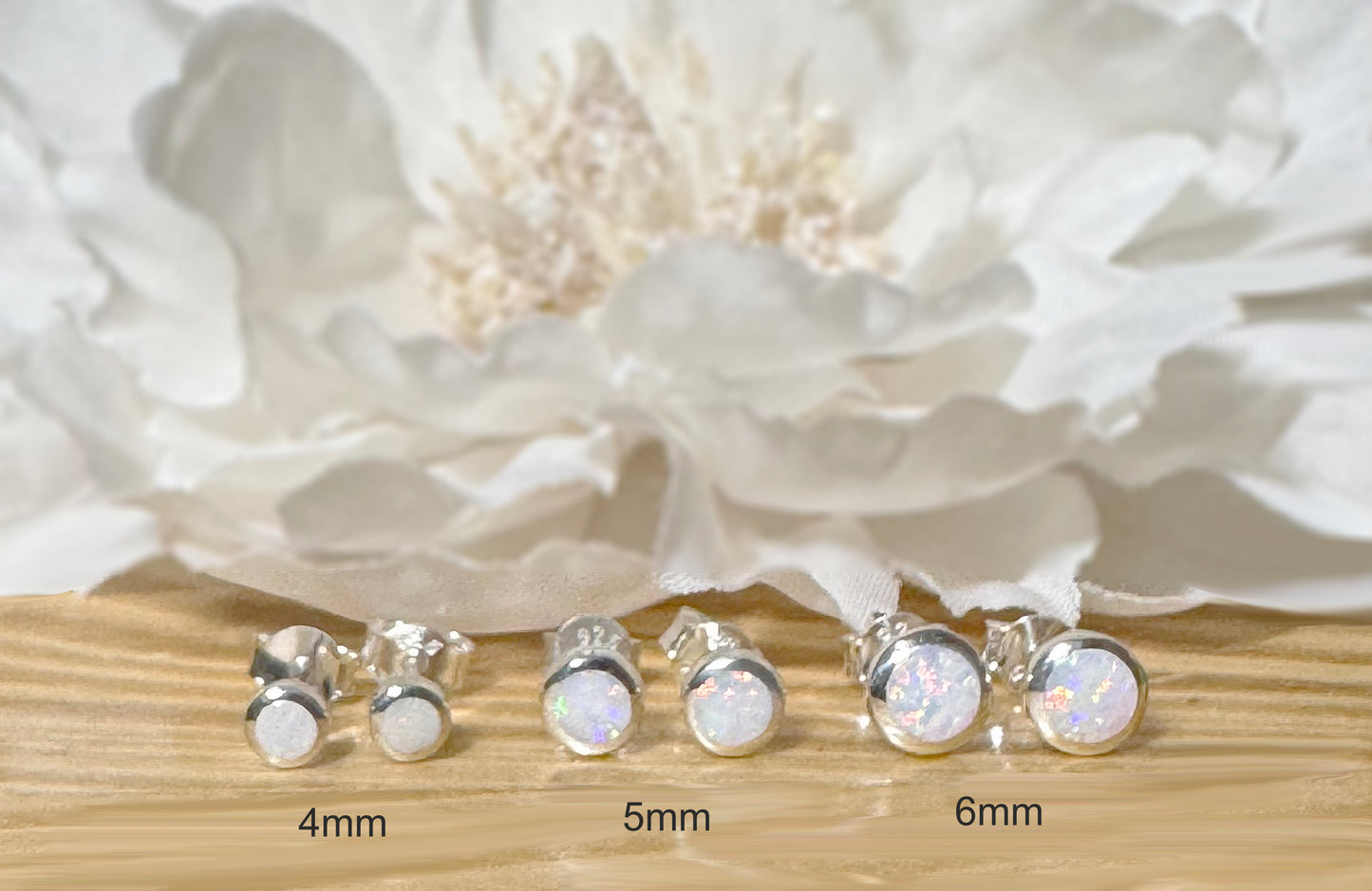 ✨ 925 Silver Opal Stud Earrings