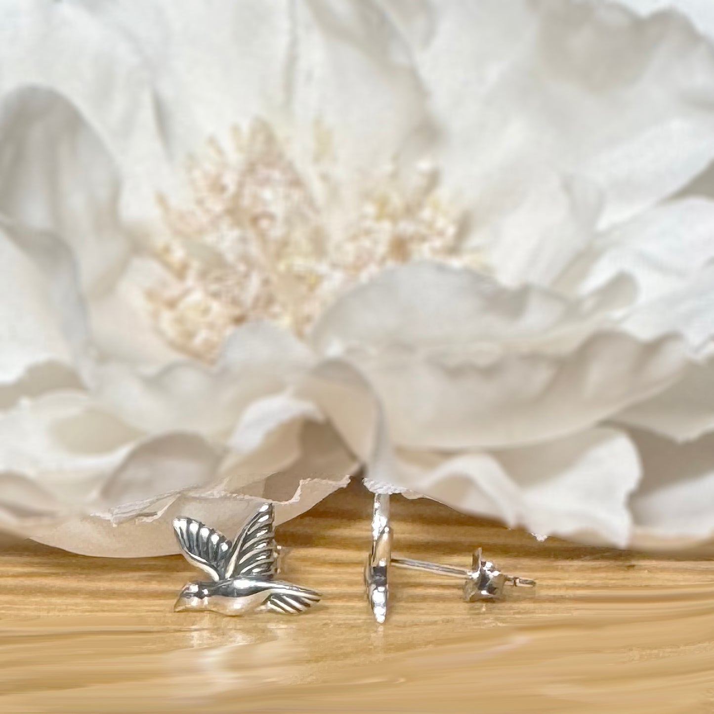 ✨ 925 Silver Hummingbird Stud Earrings