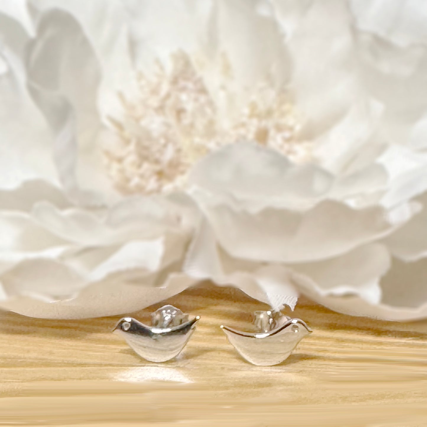 ✨ 925 Silver Small Bird Stud Earrings