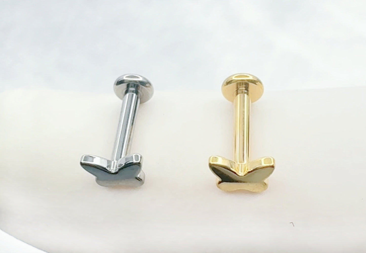 ✨ Titanium 16G Butterfly Top with Internally Threaded Labret Bar