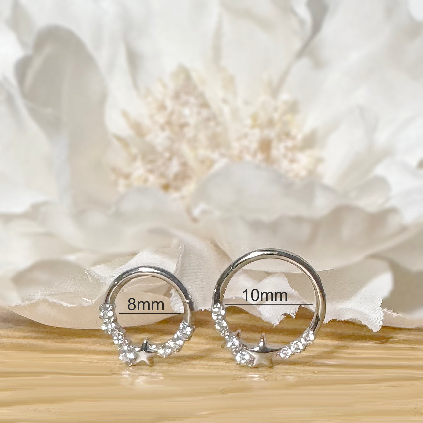 ✨ 16G 316L Surgical Steel Star and CZ Center Hinged Segment Hoop with Front CZ