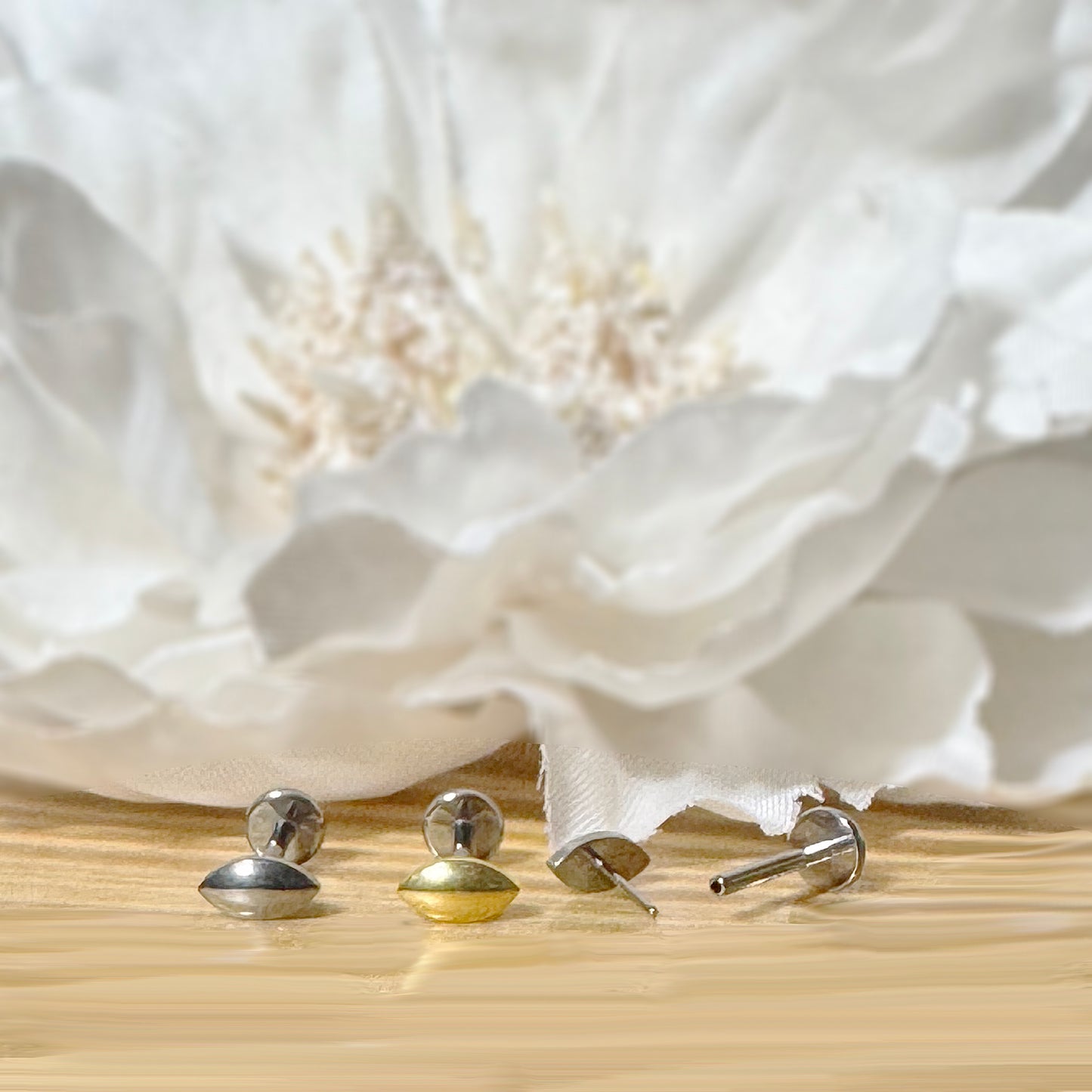 ✨ Titanium Threadless Push In Rounded Marquise Top Labret Bar Stud