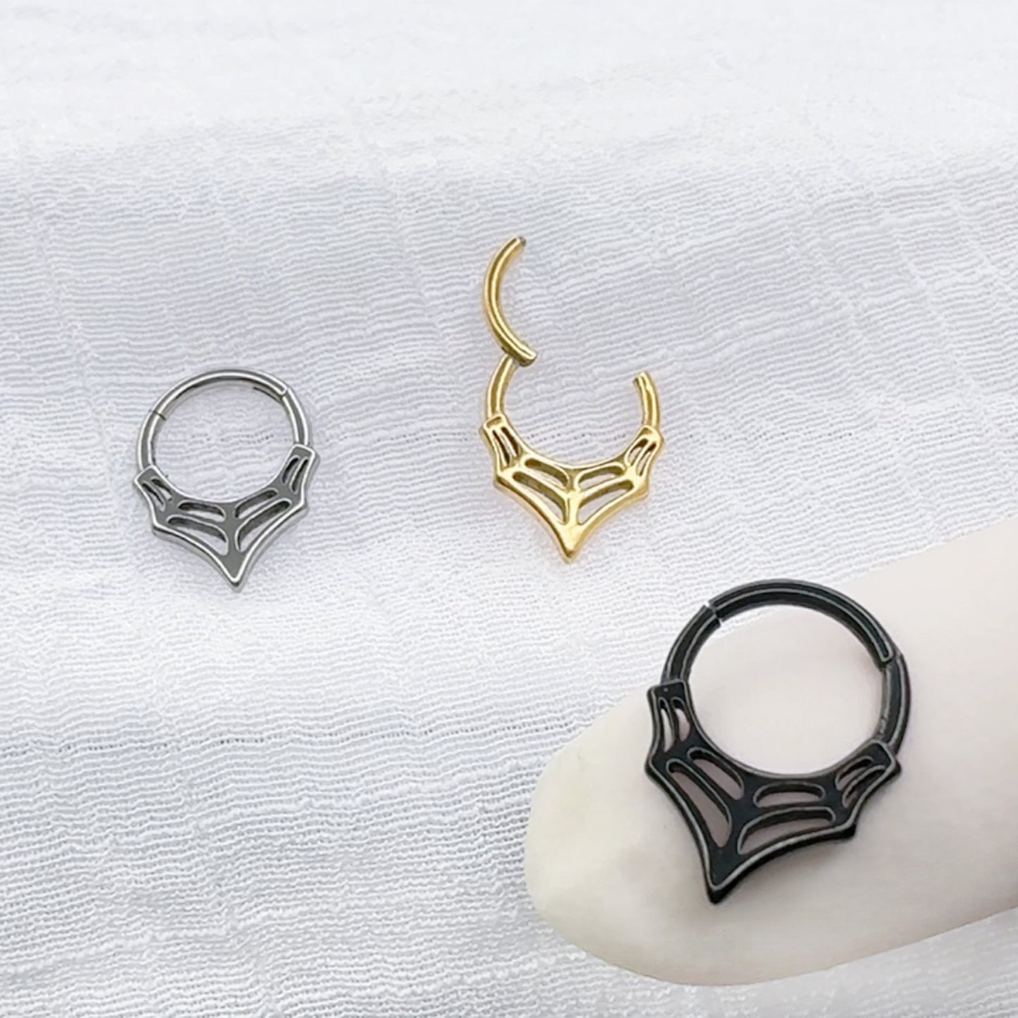 ✨ 316L Surgical Steel Web Hinged Segment Hoop Clicker Ring 16G 8mm