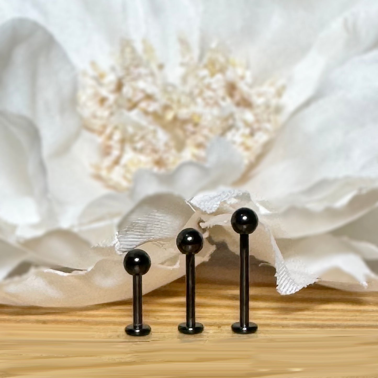 ✨ 316L Black PVD Surgical Steel Externally Threaded 3mm Ball Top