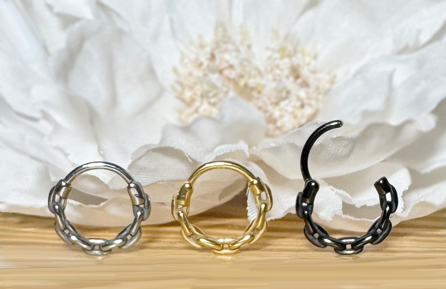✨ 16G 316L Surgical Steel Hinged Segment Hoop Ring with Chain Link Design