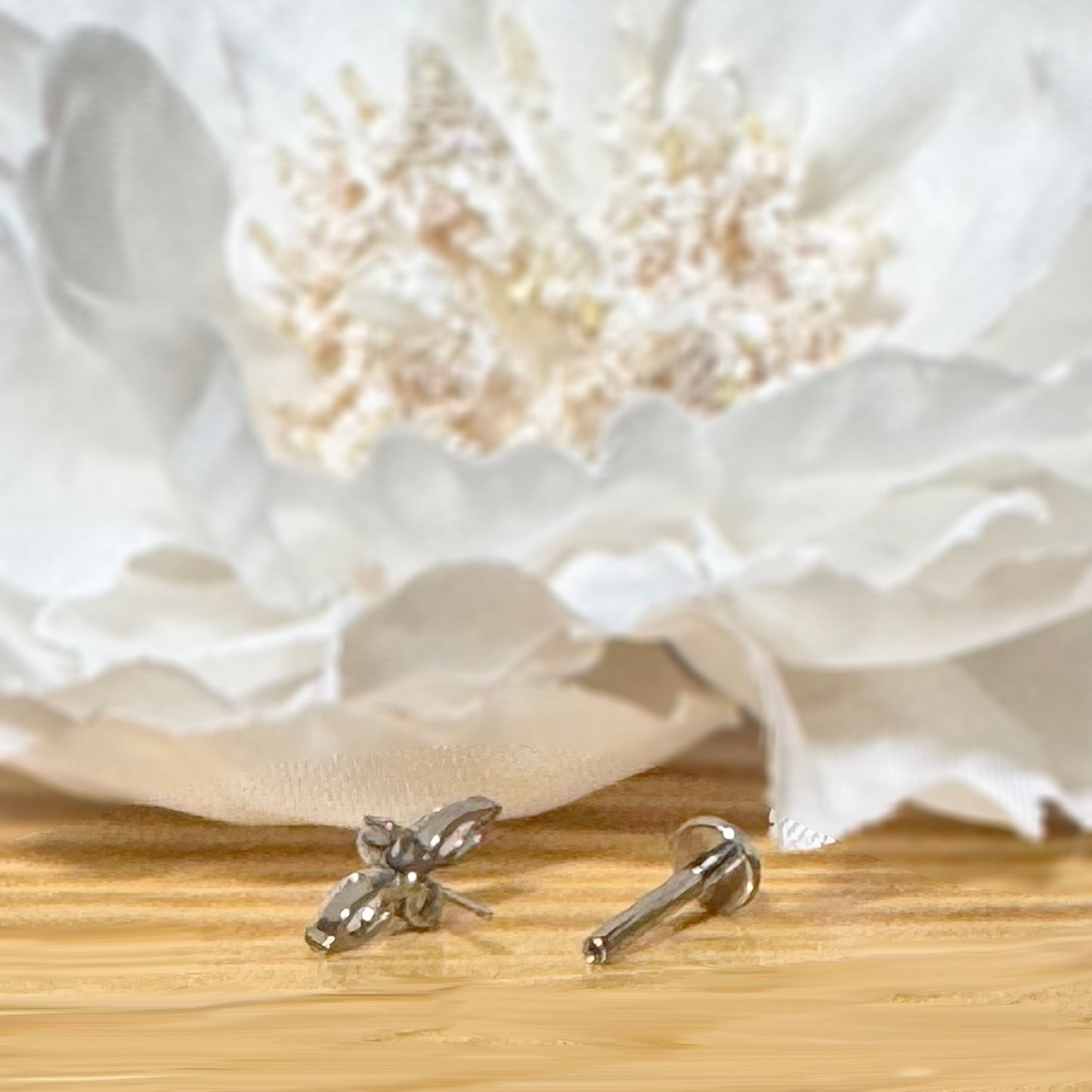 ✨ Titanium Threadless Push In Marquise and Round CZ Top Labret Bar Stud