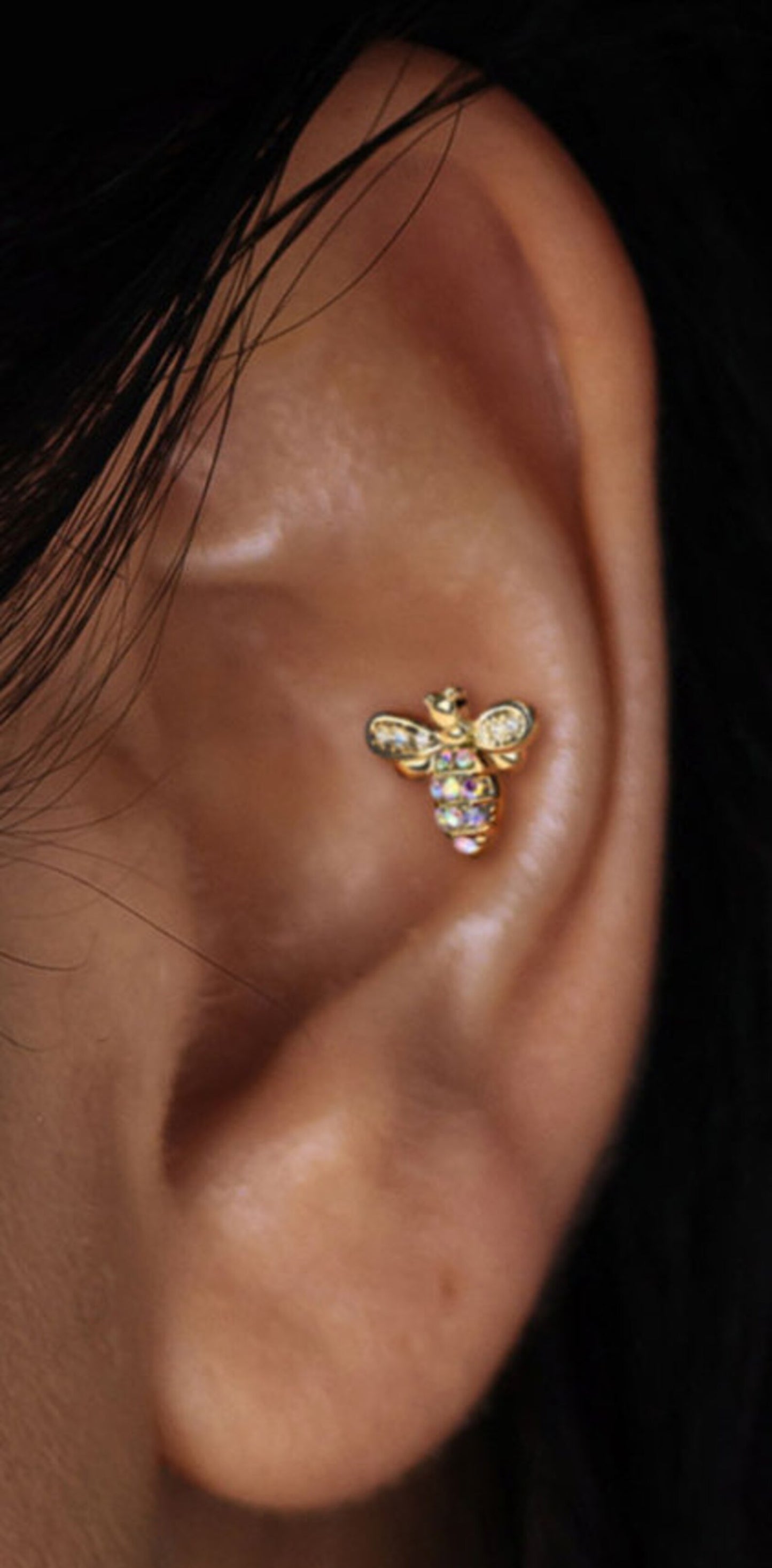 ✨ Surgical Steel CZ Bee Top Internal Threaded Flat Back Labret 16G