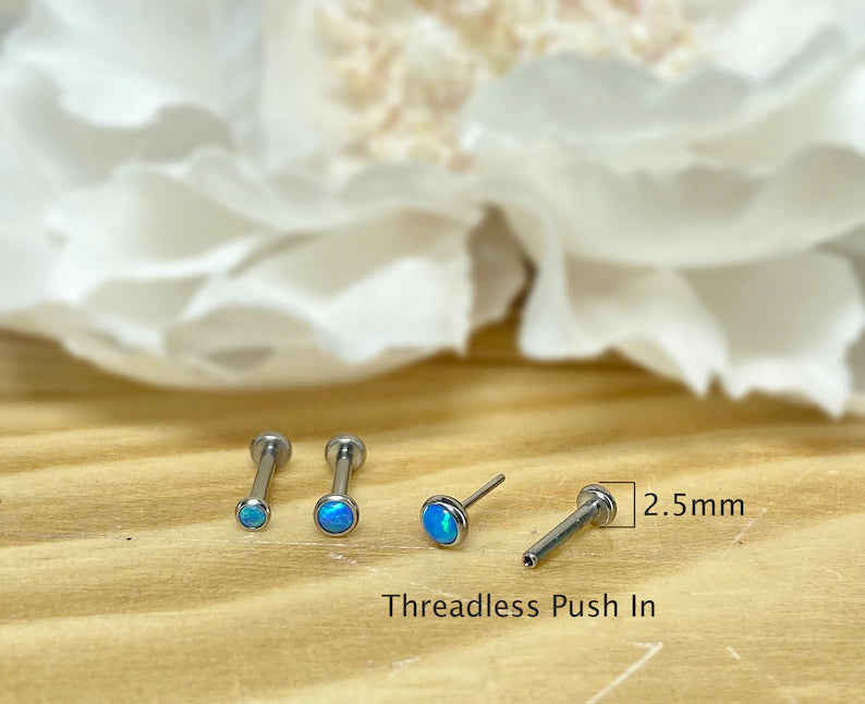✨ Titanium Blue Opal Top Threadless Labret Bar