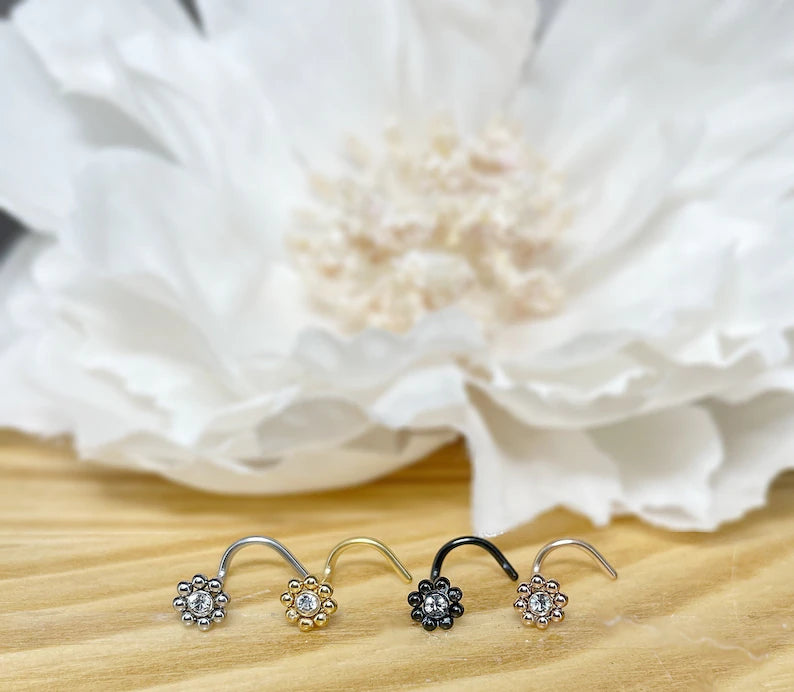 ✨ Surgical Steel Round Flower CZ Screw Nose Ring 20G