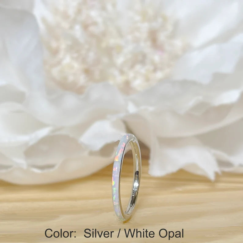 ✨ 16G Opal Hinged Clicker Hoop