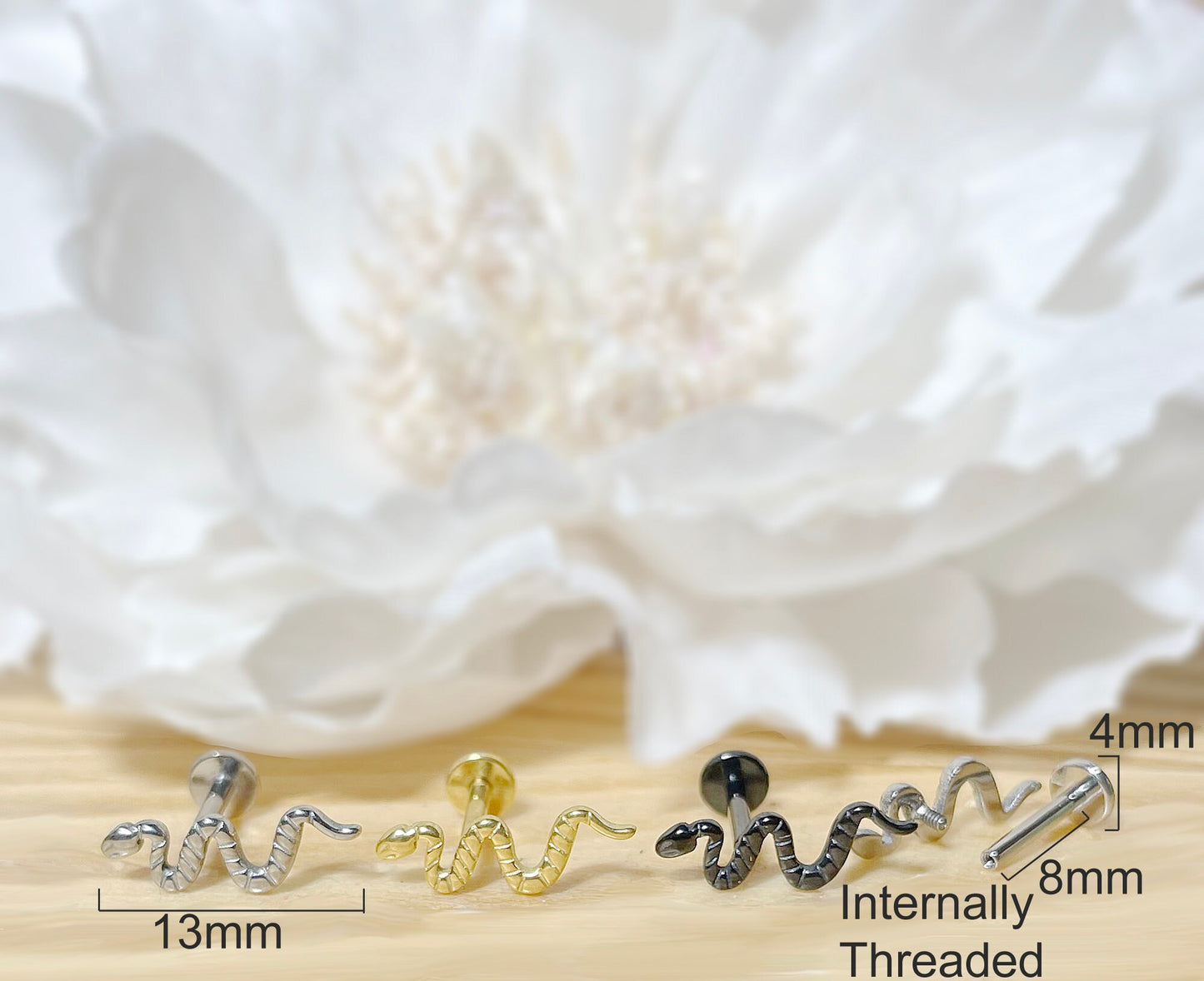 ✨ Titanium Snake Internally Threaded Labret Bar 16G