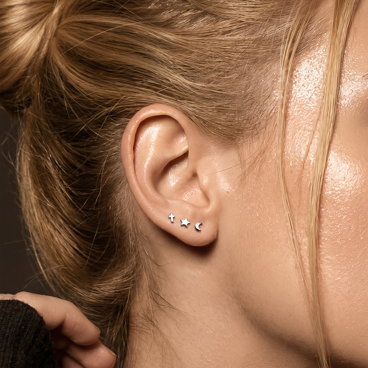 Titanium Crescent Moon Threaded Labret Stud 16G