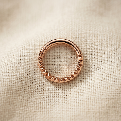 Titanium Pyramid Hinged Clicker Hoop 16G