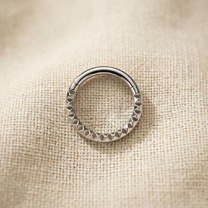 Titanium Pyramid Hinged Clicker Hoop 16G