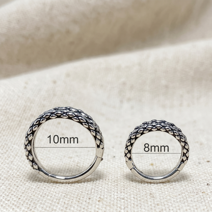Double Hinged Clicker with Oxidized Lizard Pattern