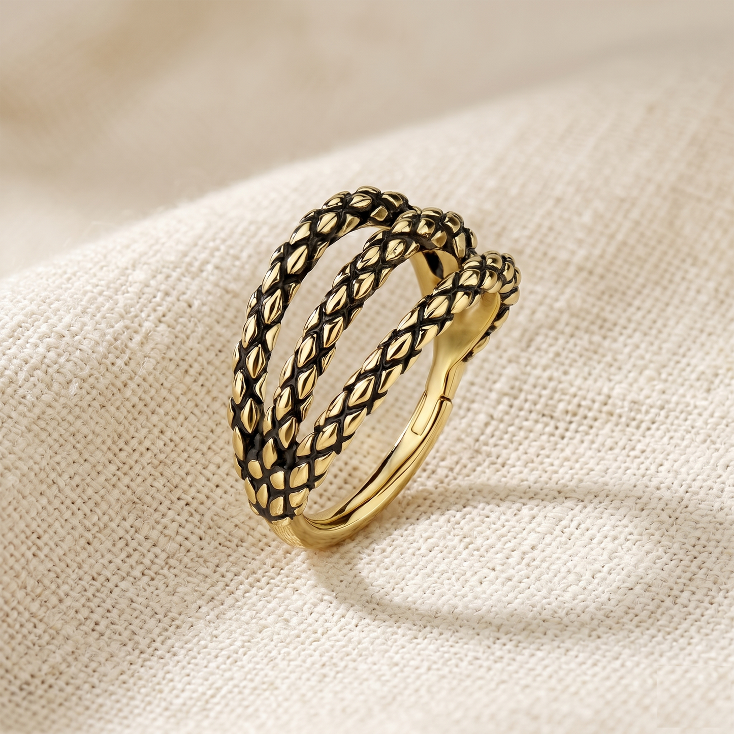 Triple Hinged Hoop Oxidized Lizard 16G