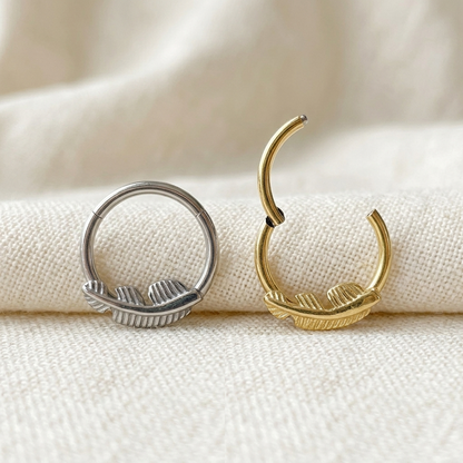 Titanium Leaf Hinged Clicker Hoop 16G