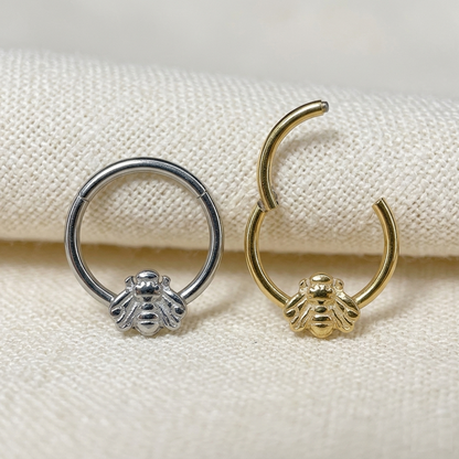 16G Titanium Bee Hinged Clicker Hoop