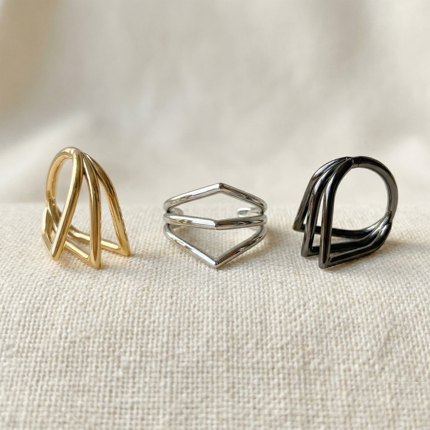 Titanium Triple Chevron Clicker Hoop 16G