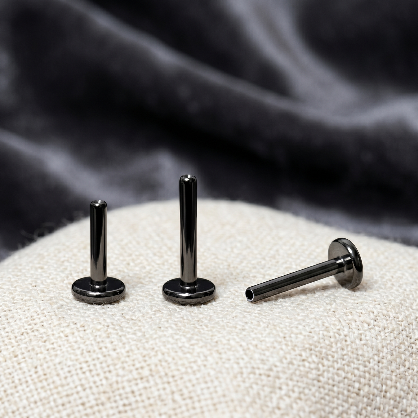Titanium Threadless Flat Back Bar - Black