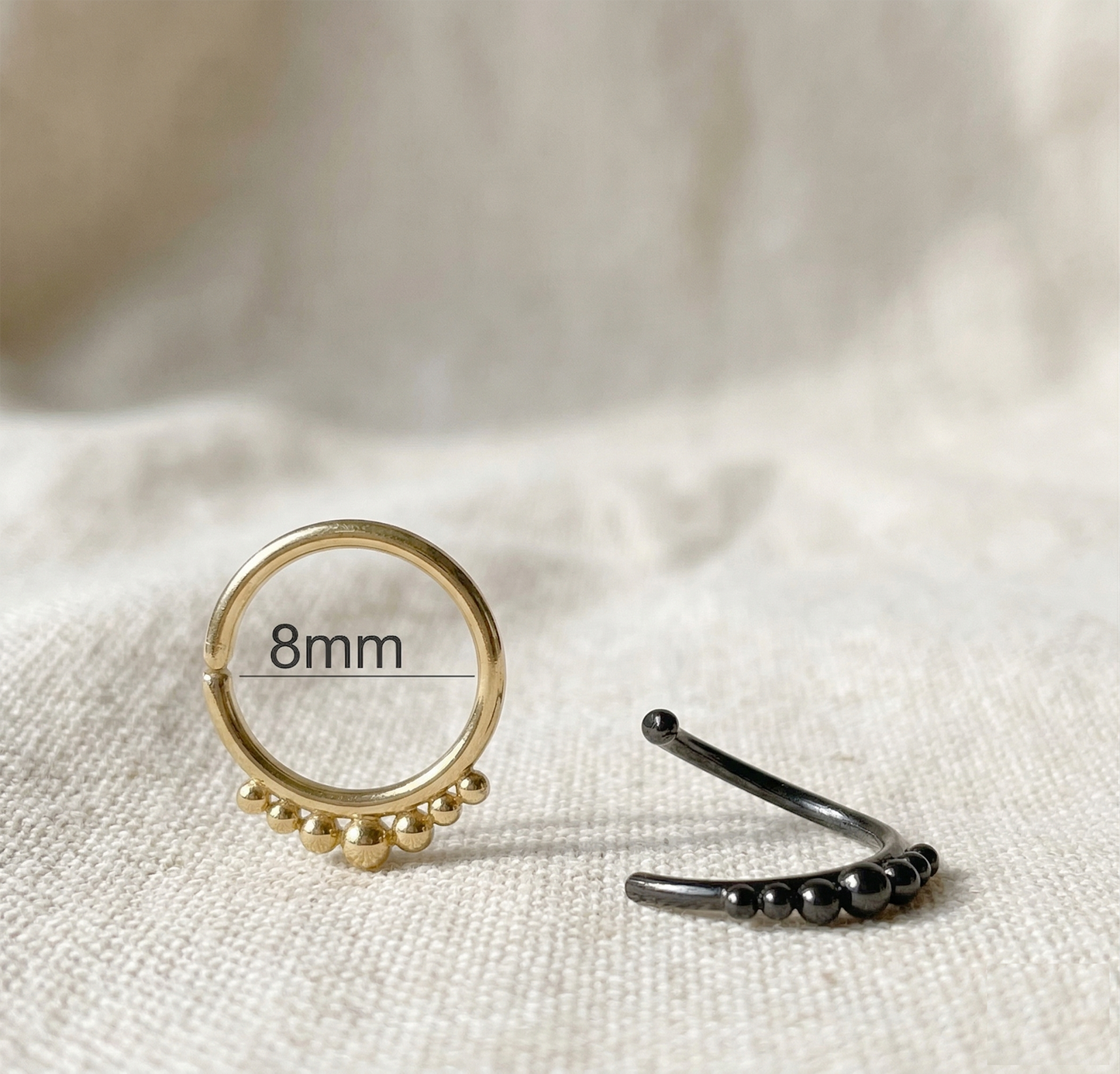 Bendable Hoop with Round Balls 18G 20G