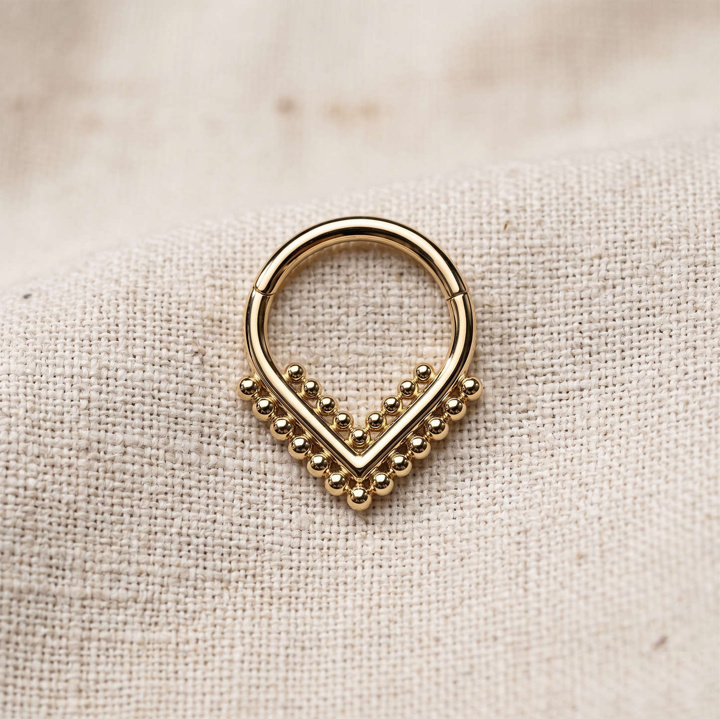 Titanium Chevron Double Ball Hinged Clicker 16G