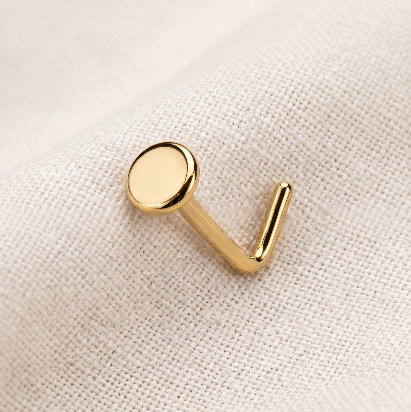 Titanium Round Disc L-Bend Nose Ring