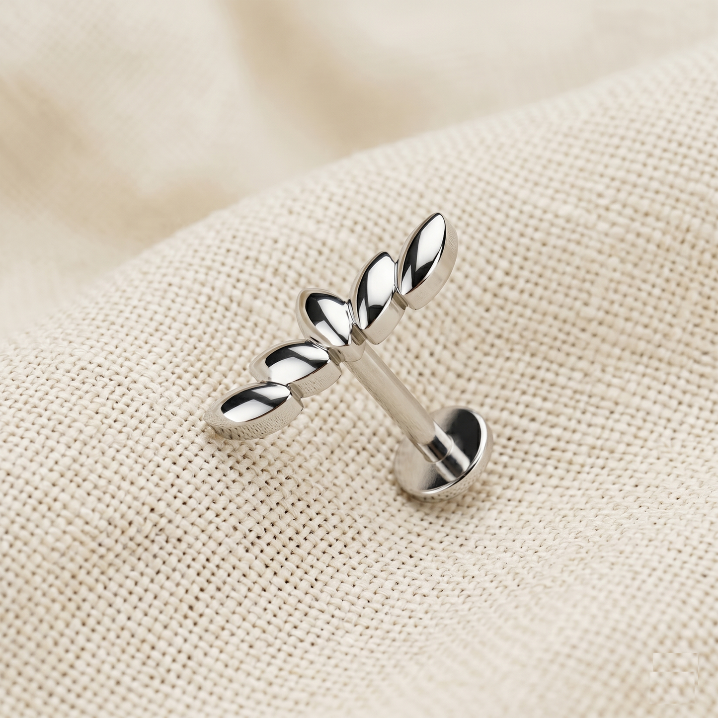 Surgical Steel Leaf Threaded Flat Back Stud 16G