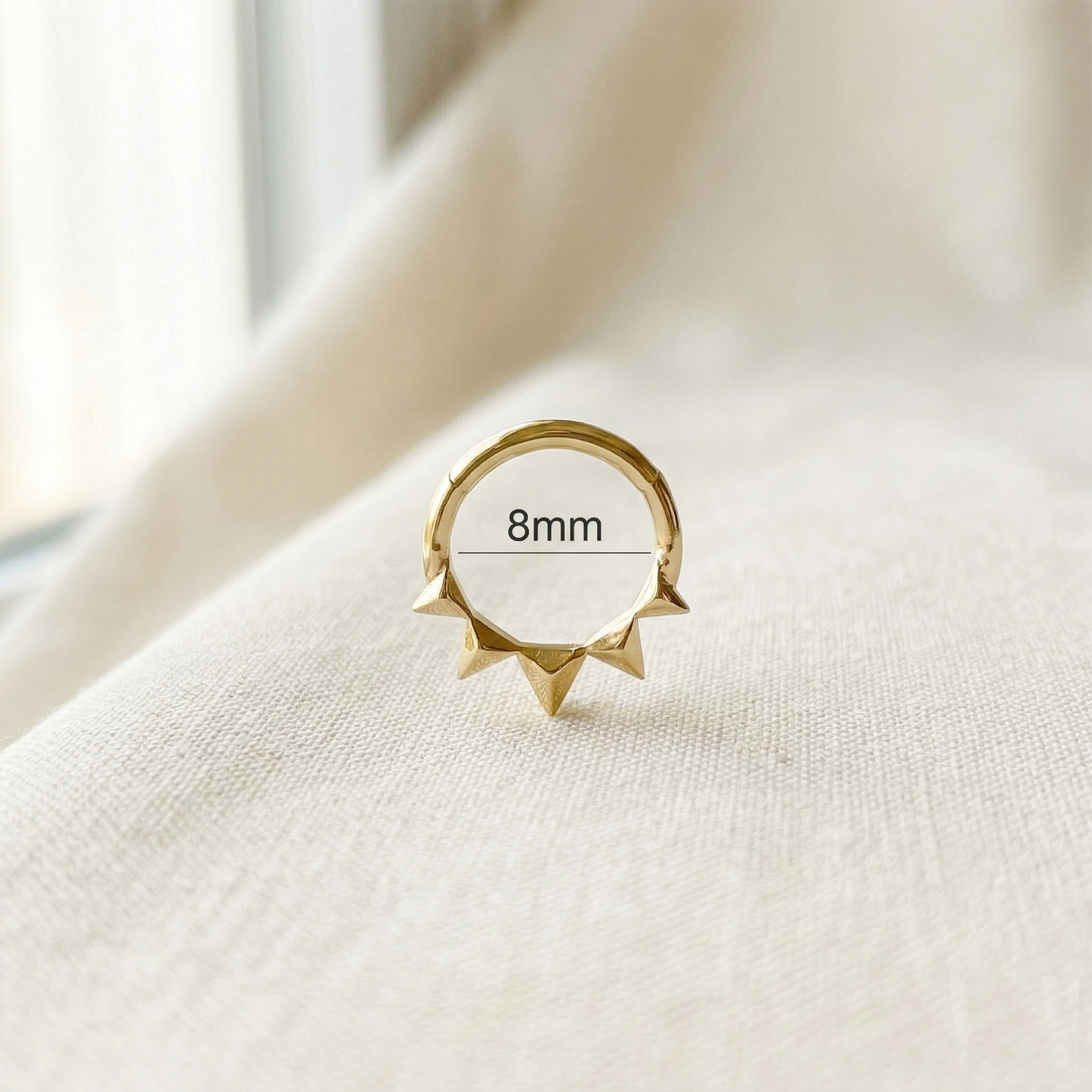 Surgical Steel Pyramid Hinged Clicker Ring 16G