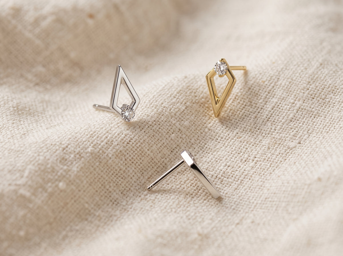 Titanium Open Spear CZ Threadless Top