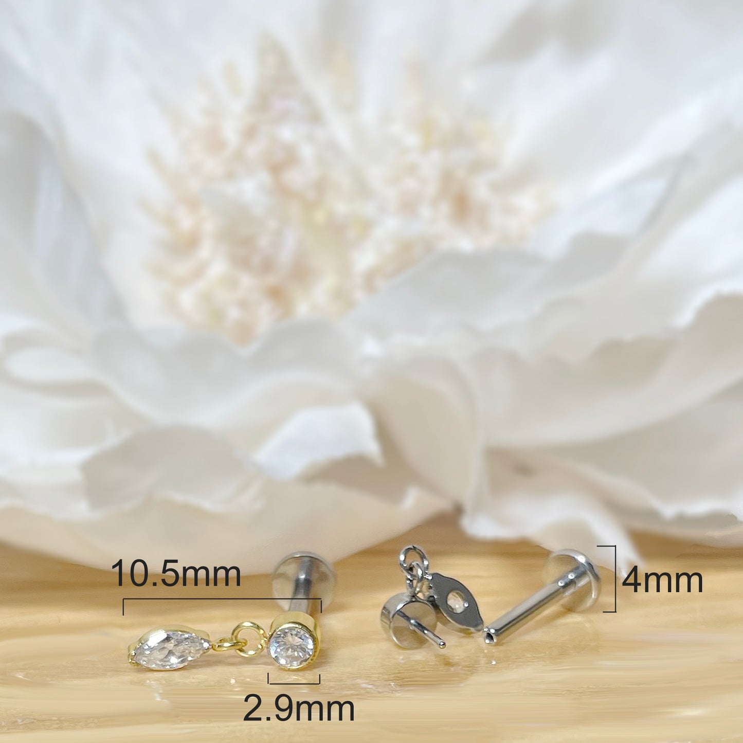 ✨ Titanium Marquise CZ Dangle Top Threadless Labret Bar Stud