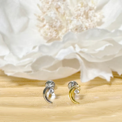 ✨ Titanium Crescent Moon CZ Top Threadless Labret