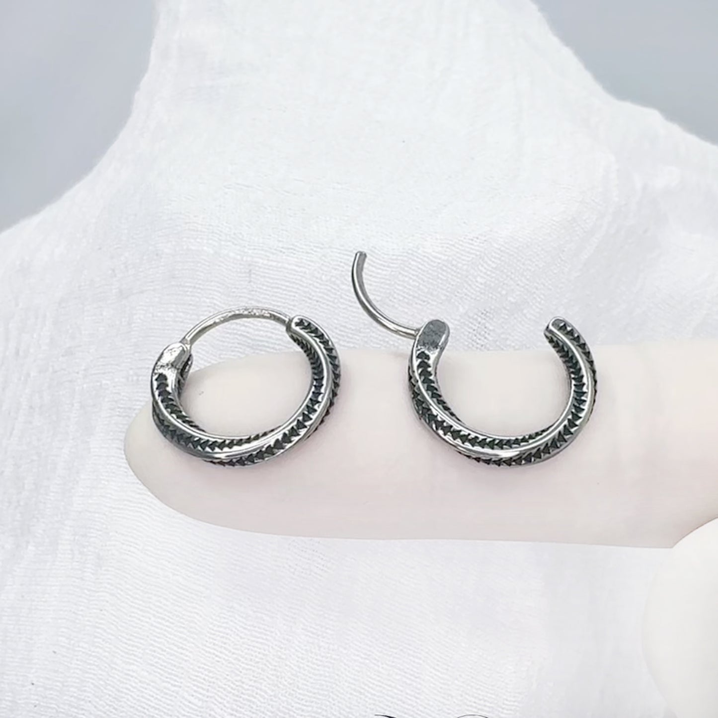 ✨ Stainless Steel Hinged Hoop Earrings with Twist