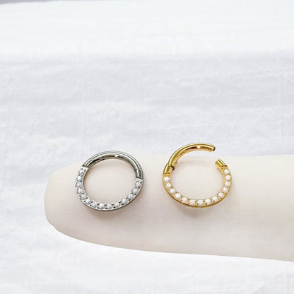 ✨ 16G Titanium Hinged Segment Ring with Pearl Front