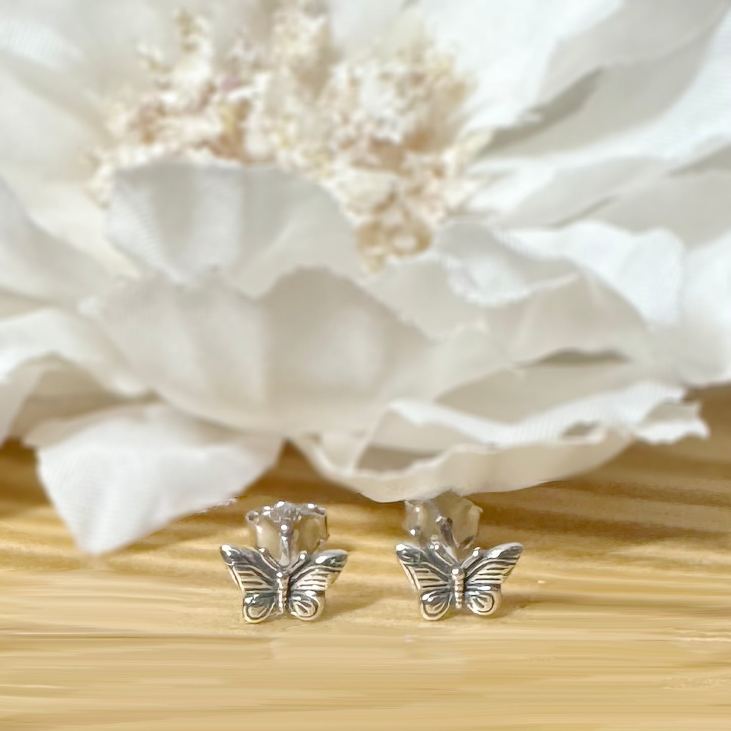 ✨ 925 Silver Butterfly Stud Earrings