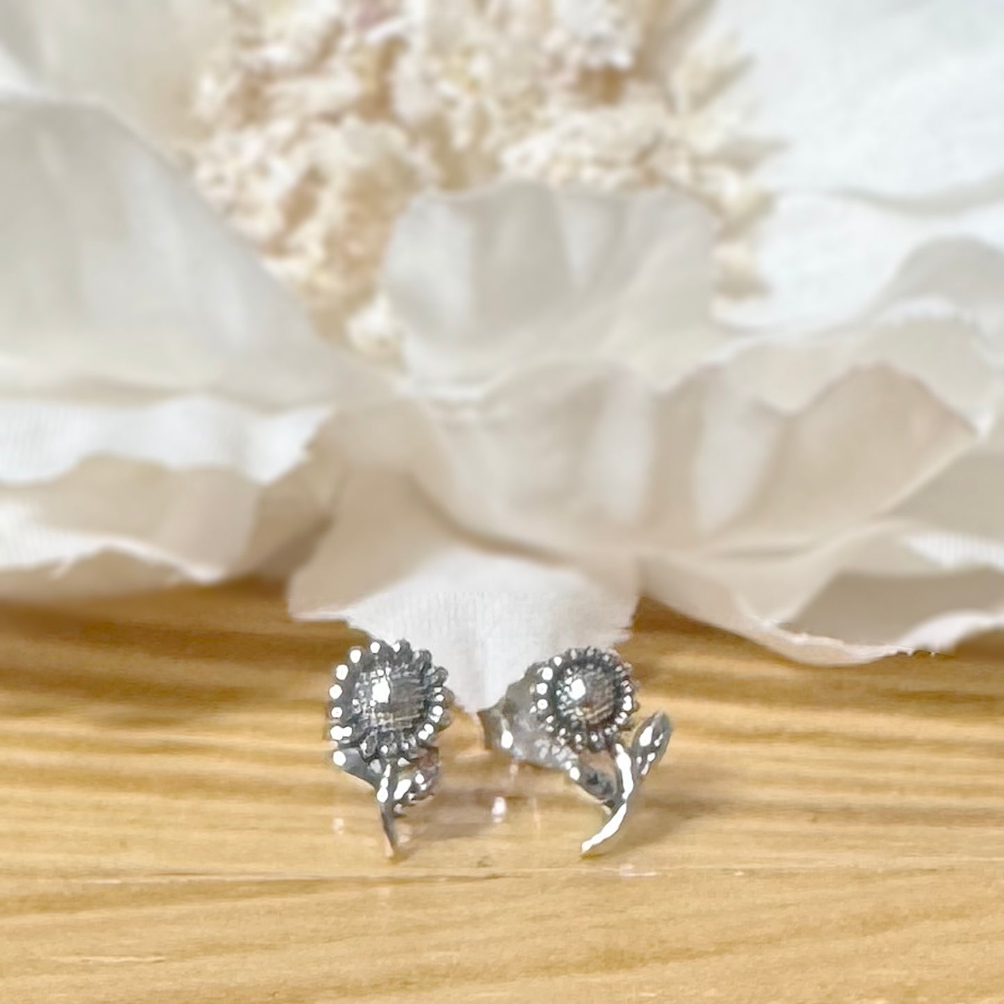 ✨ 925 Silver Sunflower Stud Earrings