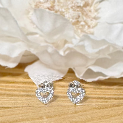 ✨ 925 Silver CZ Heart Stud Earrings