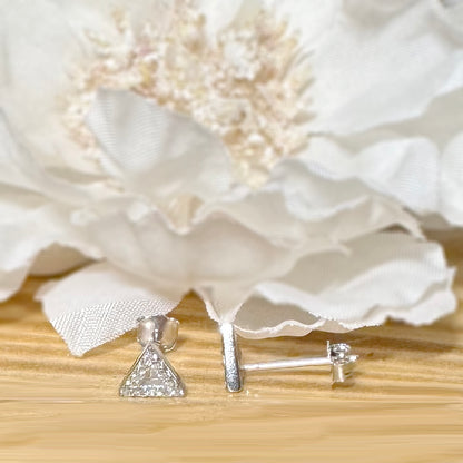 ✨ 925 Silver CZ Triangle Stud Earrings