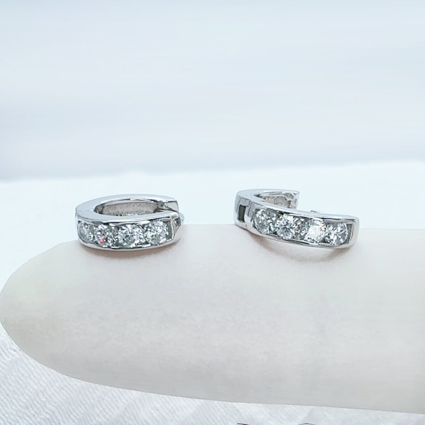 ✨ 925 Silver CZ Huggie Hoop Earrings