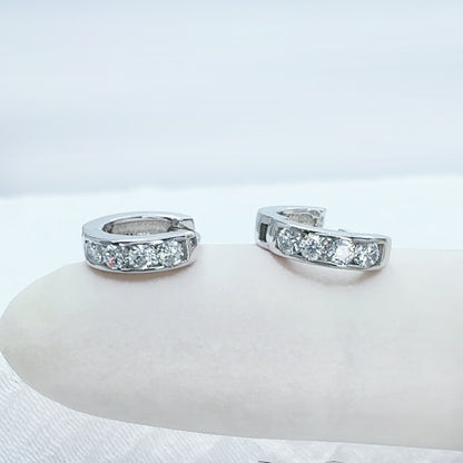 ✨ 925 Silver CZ Huggie Hoop Earrings