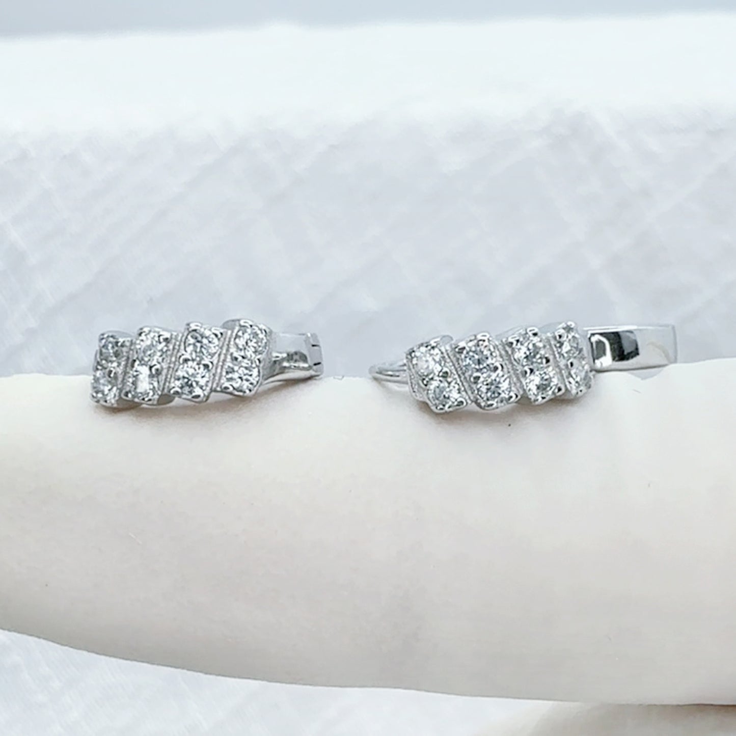 ✨ 925 Silver CZ Huggie Hoop Earrings