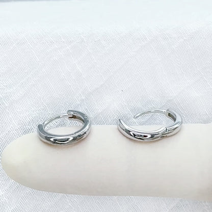 ✨ 925 Silver 2mm Plain Huggie Hoop Earrings